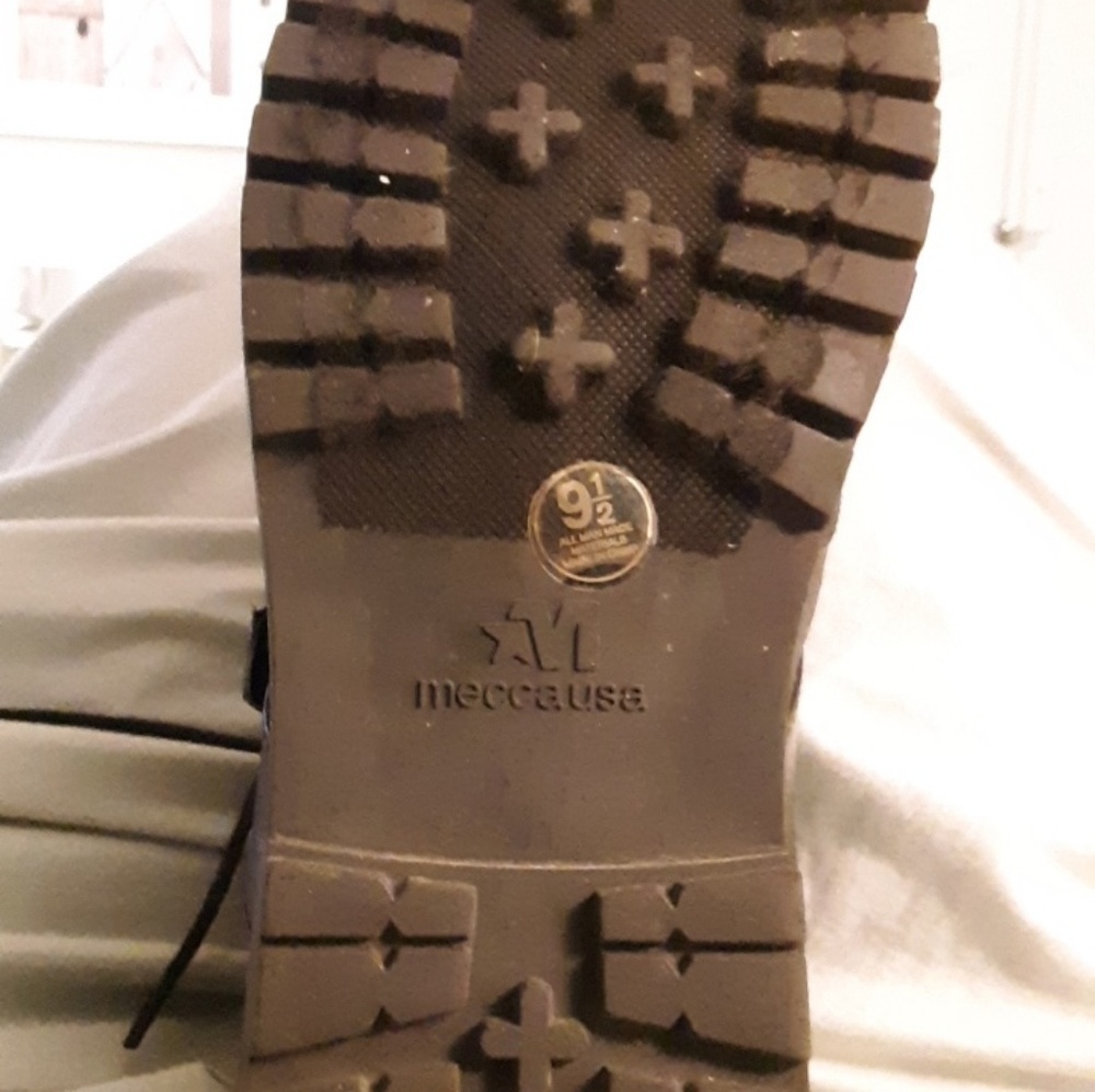 Meccas mens size 9.5